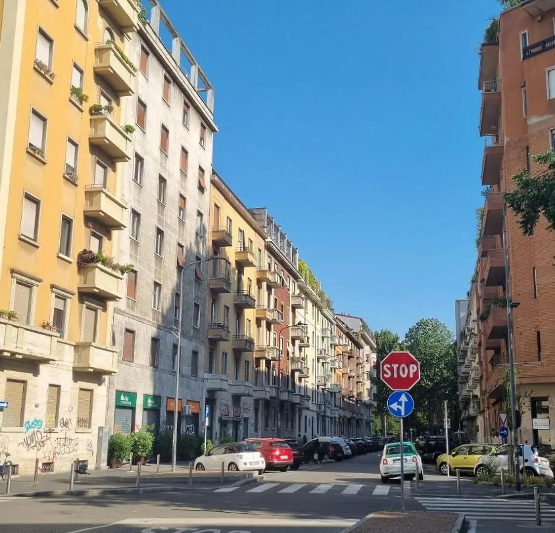 New Journey - Silenzioso Bilocale A Lambrate M2 Apartment Milan 0*,  Italy